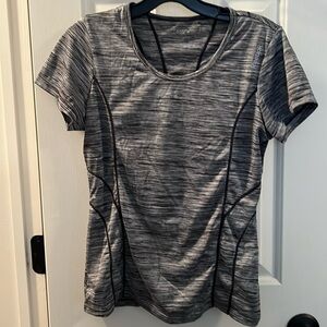 Reebok gray small sports shirt